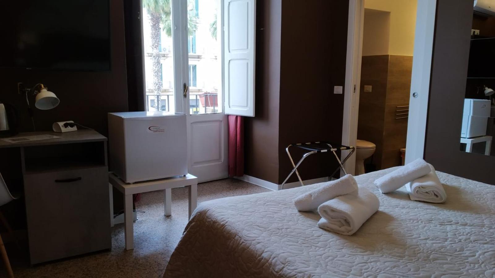 Cconforthotels R&B Central Rooms Bari Exterior foto